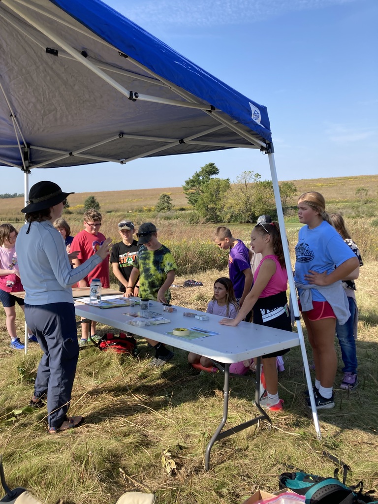 Pecatonica 6th graders spent the day out on the prairie learning about land conservation! Students explored climate change models, pollinators and seed dispersal, and soil management. They also measured fish and even got to feel the pelts of Wisconsin mammals.