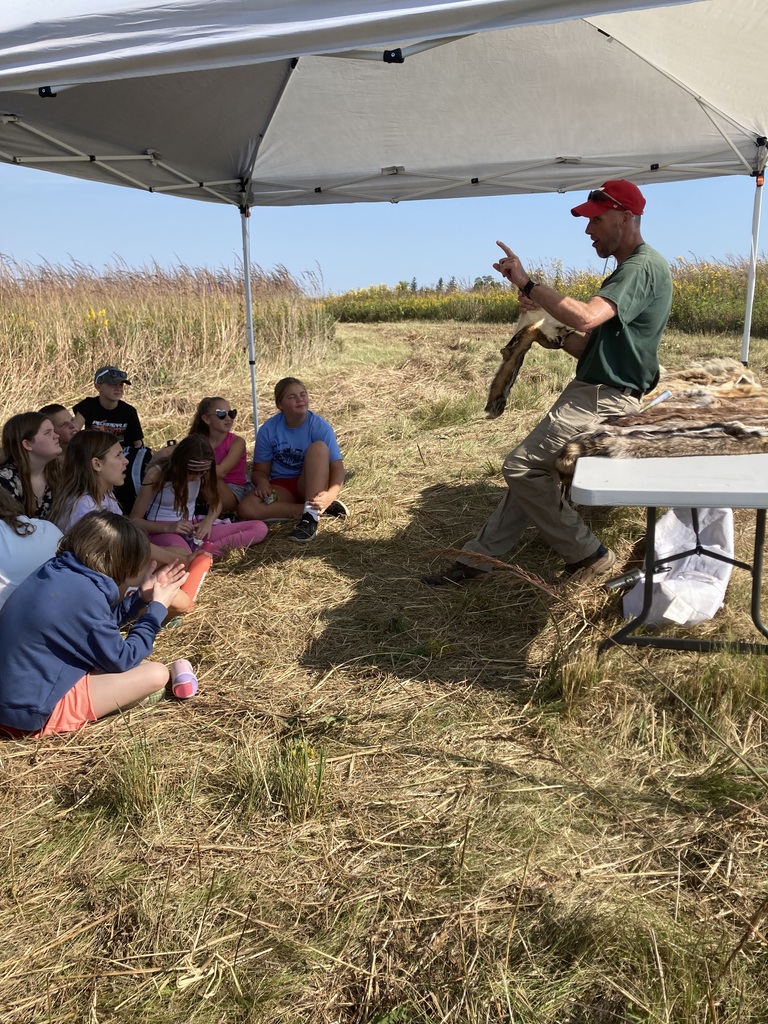 Pecatonica 6th graders spent the day out on the prairie learning about land conservation! Students explored climate change models, pollinators and seed dispersal, and soil management. They also measured fish and even got to feel the pelts of Wisconsin mammals.