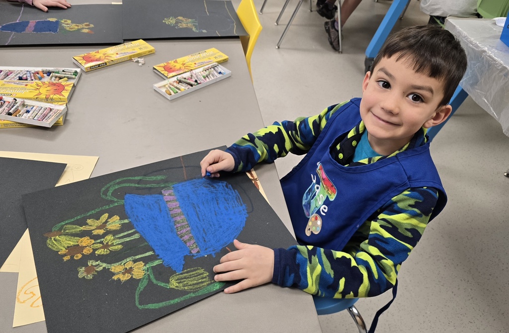 Our first grade artists have been studying the famous artist Vincent van Gogh and learning about his beautiful, iconic artwork. 