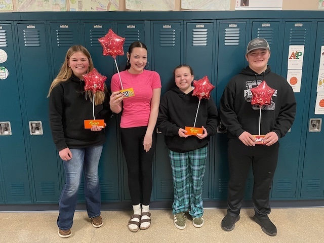 Middle School Congress would like to congratulate the first semester MS Pride of Pecatonica (POP) recipients for the middle school. Congrats Jayden, Mal, Anna and Dakota!!