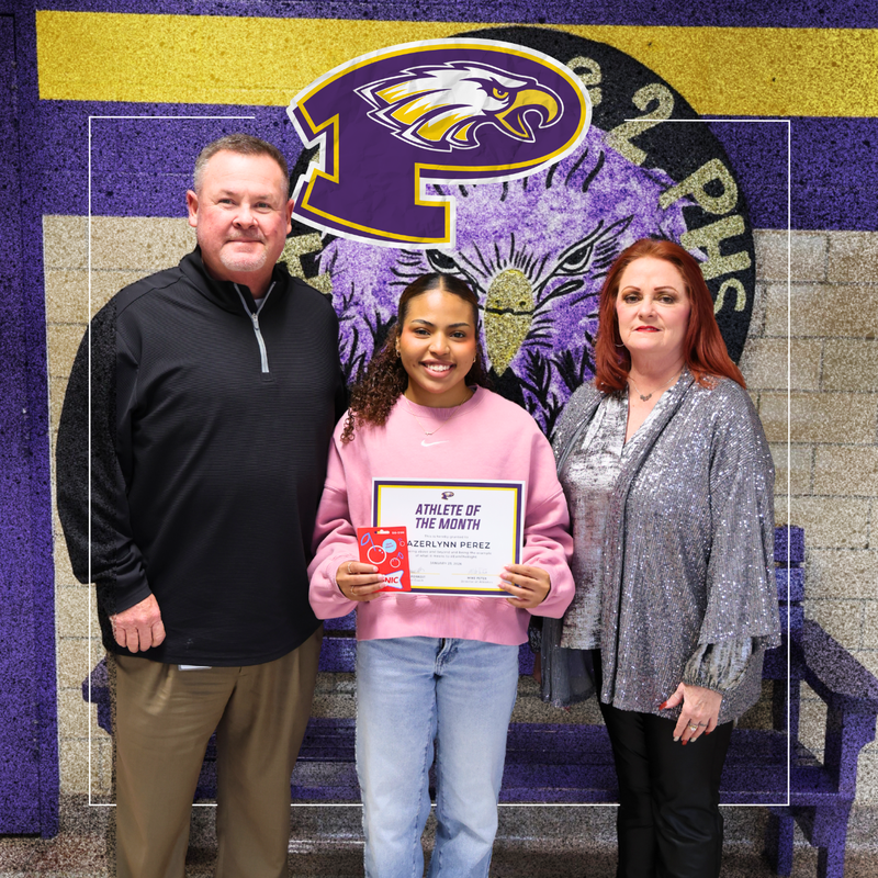 Azerlynn Perez alongside Coaches Peters and Forrest