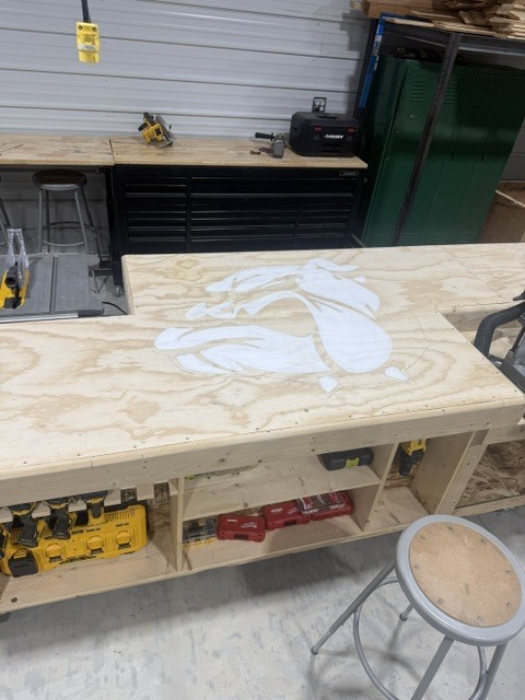 Bulldog painted onto the work table