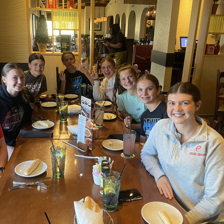 girls cross country team