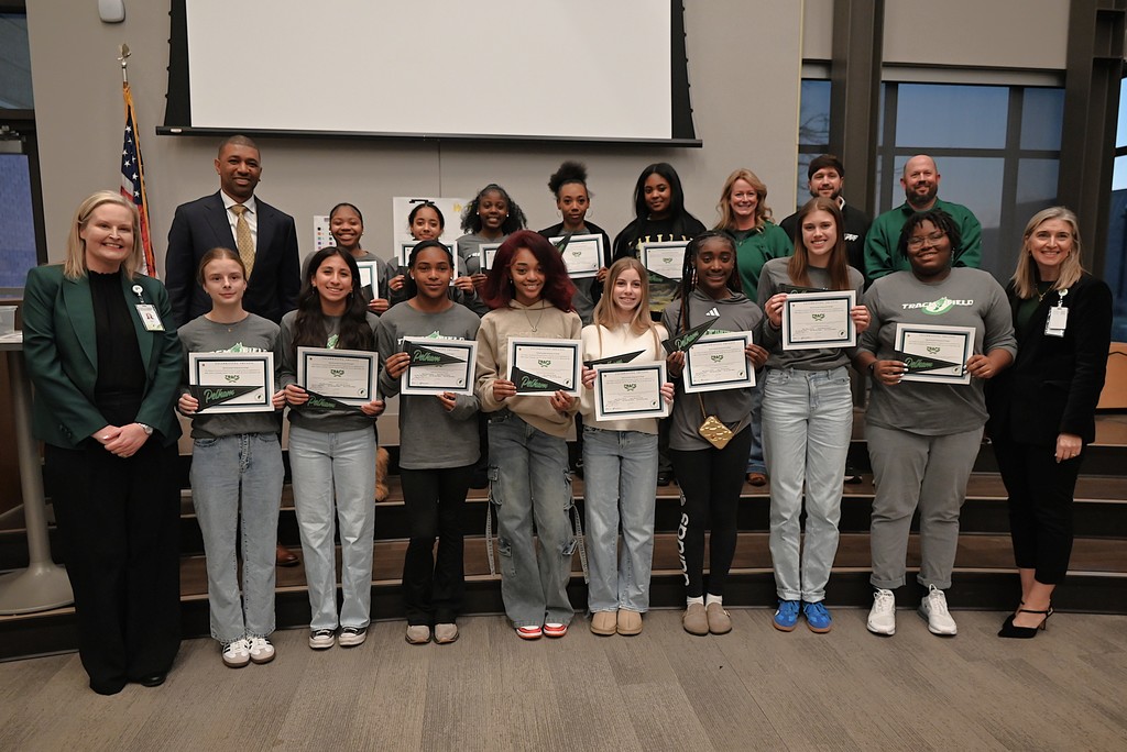 Pelham Indoor Track Team 