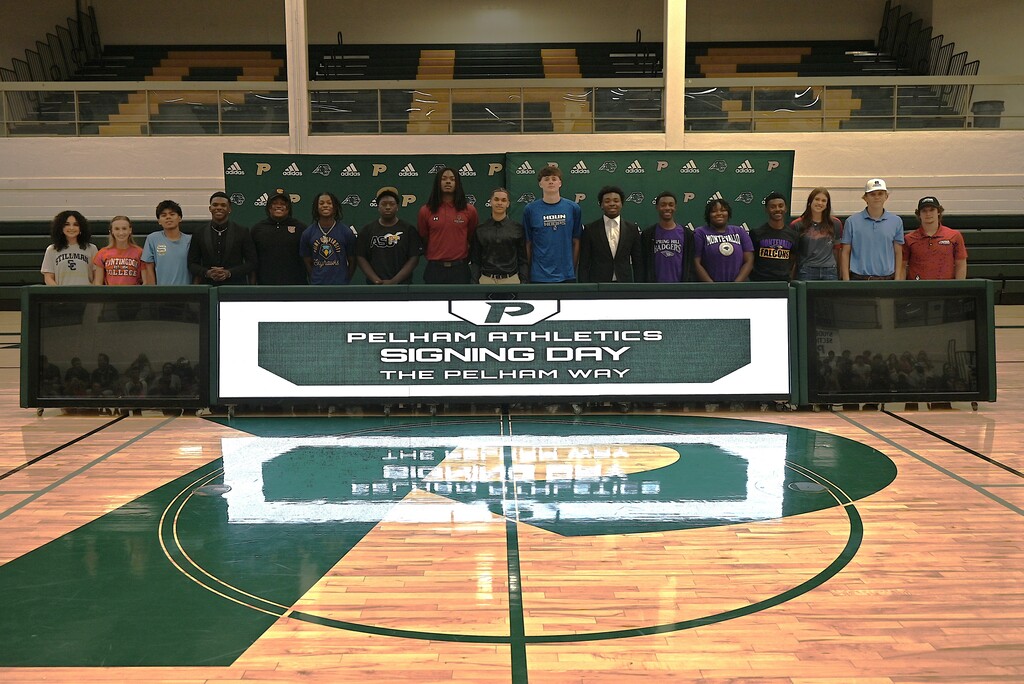 Photos from SIgning Day
