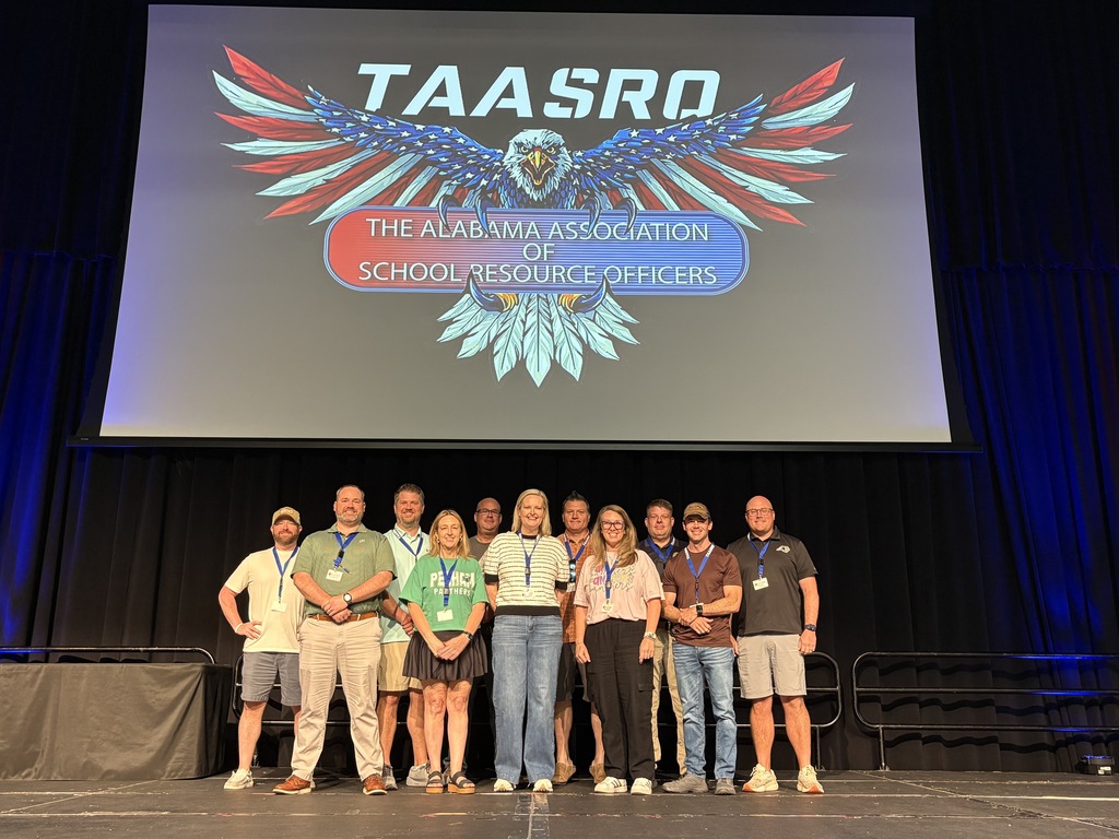 Pelham City Schools team and SROs at TAASRO conference