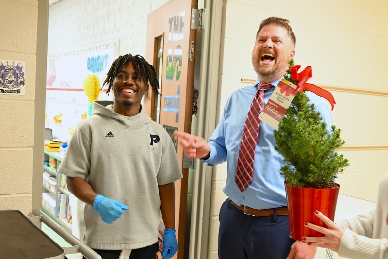 Pelham Oaks support person of the year with principal