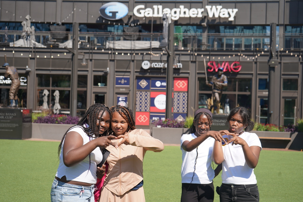 🏟️ A day at the ballpark! Our students had a blast exploring historic Wrigley Field! ⚾