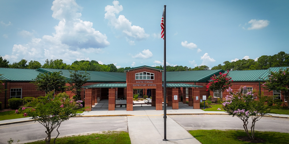 south topsail elementary exterior
