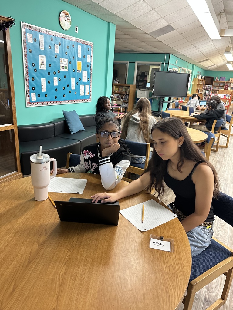 PECHS students tutoring Burgaw Middle School students