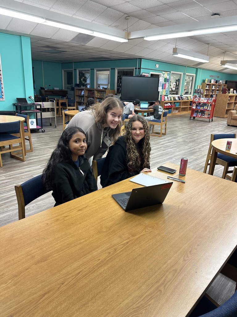 PECHS students tutoring Burgaw Middle School students