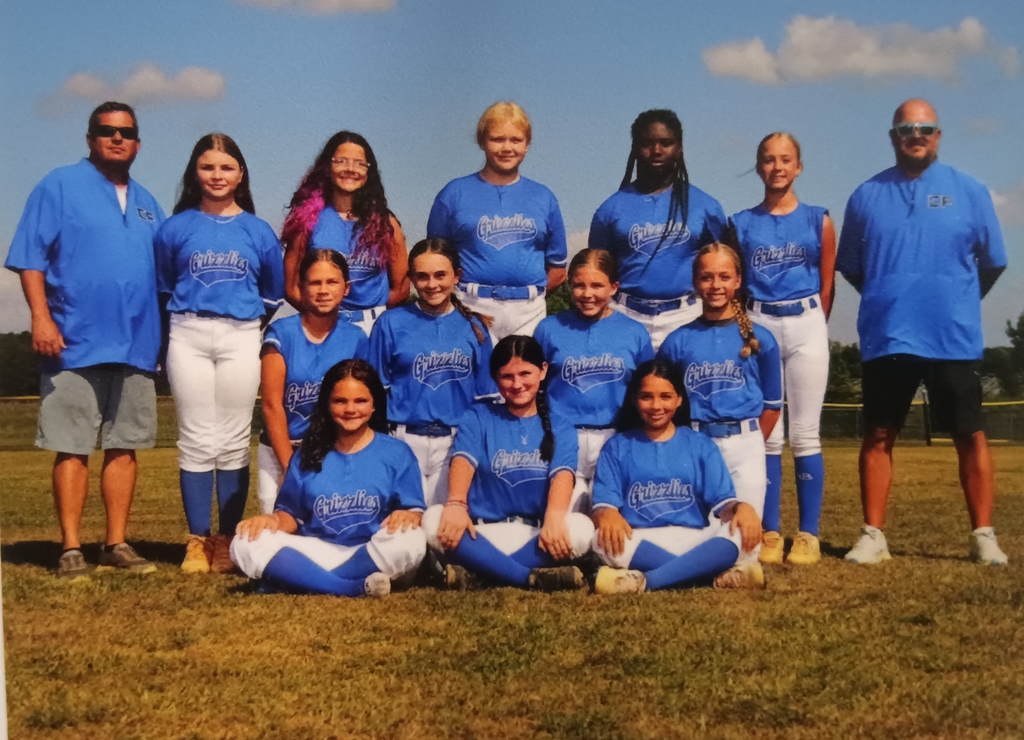 Picture of the softball team