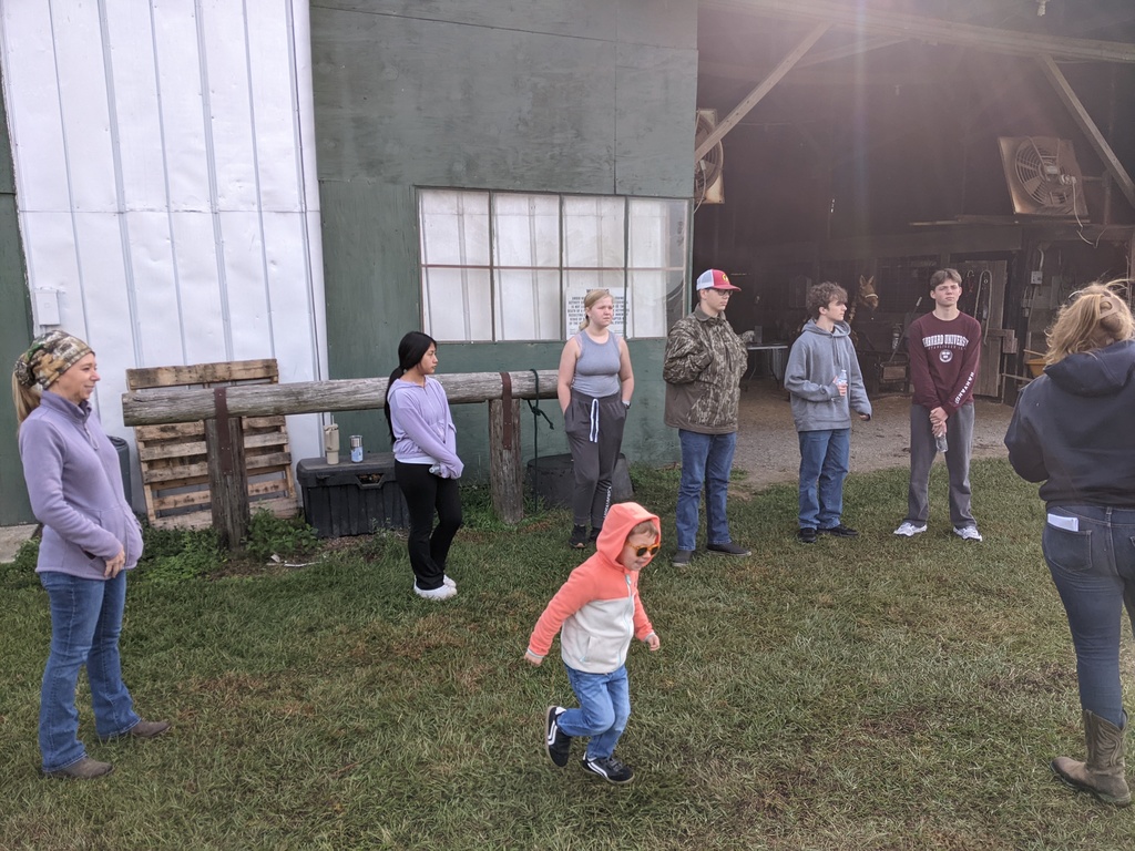 PECHS Students at  Horton's Rehab Ranch