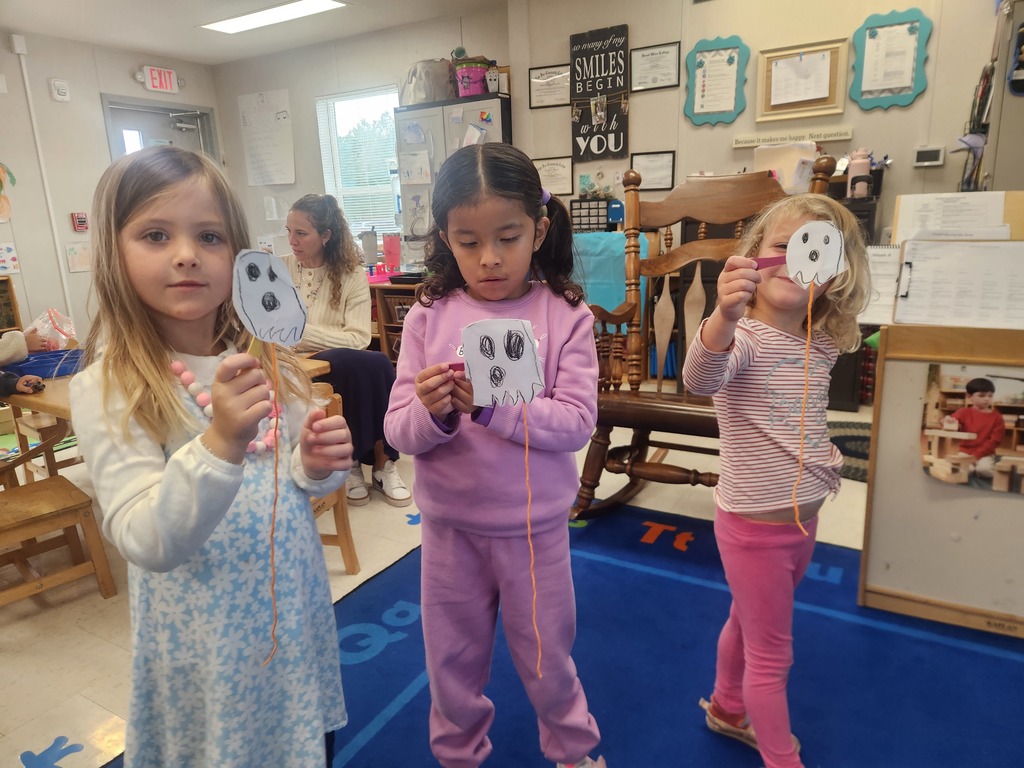 preK students working on Halloween stem projects
