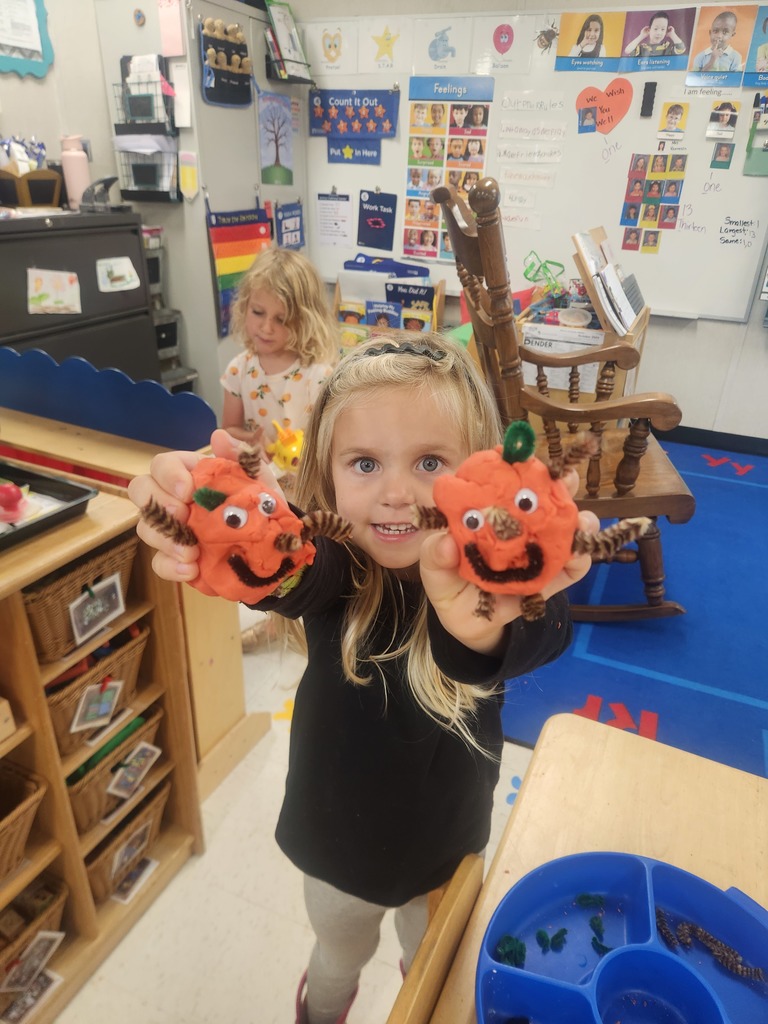 preK students working on Halloween stem projects