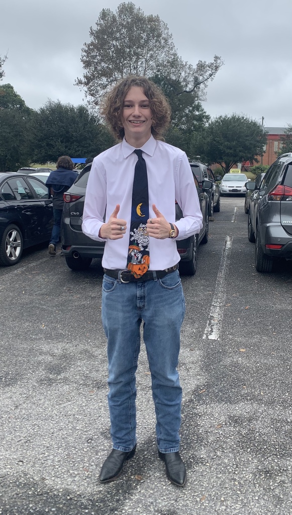 Pender early college students dressed up for wacky Wednesday