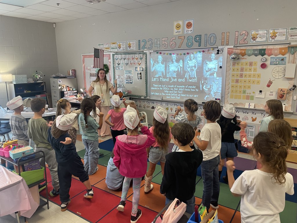 students dressed up like the 1950's