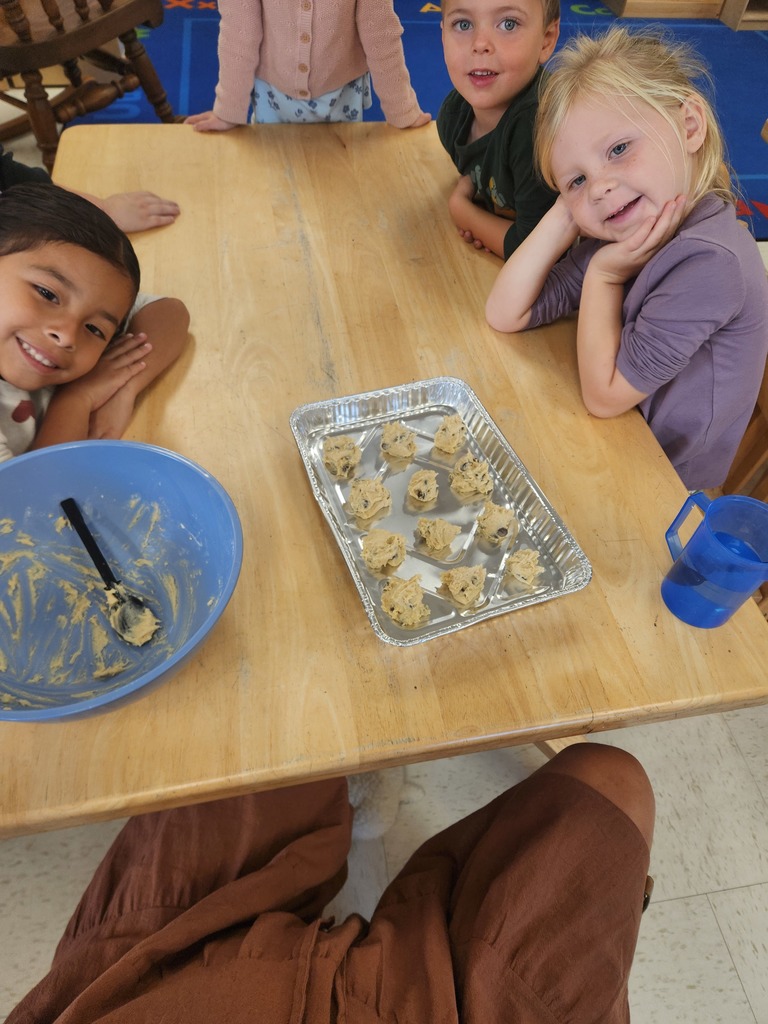 PreK making cookies