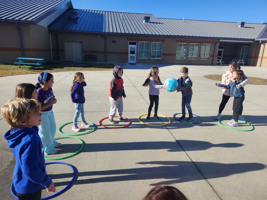2nd graders playing a game to teach personal space