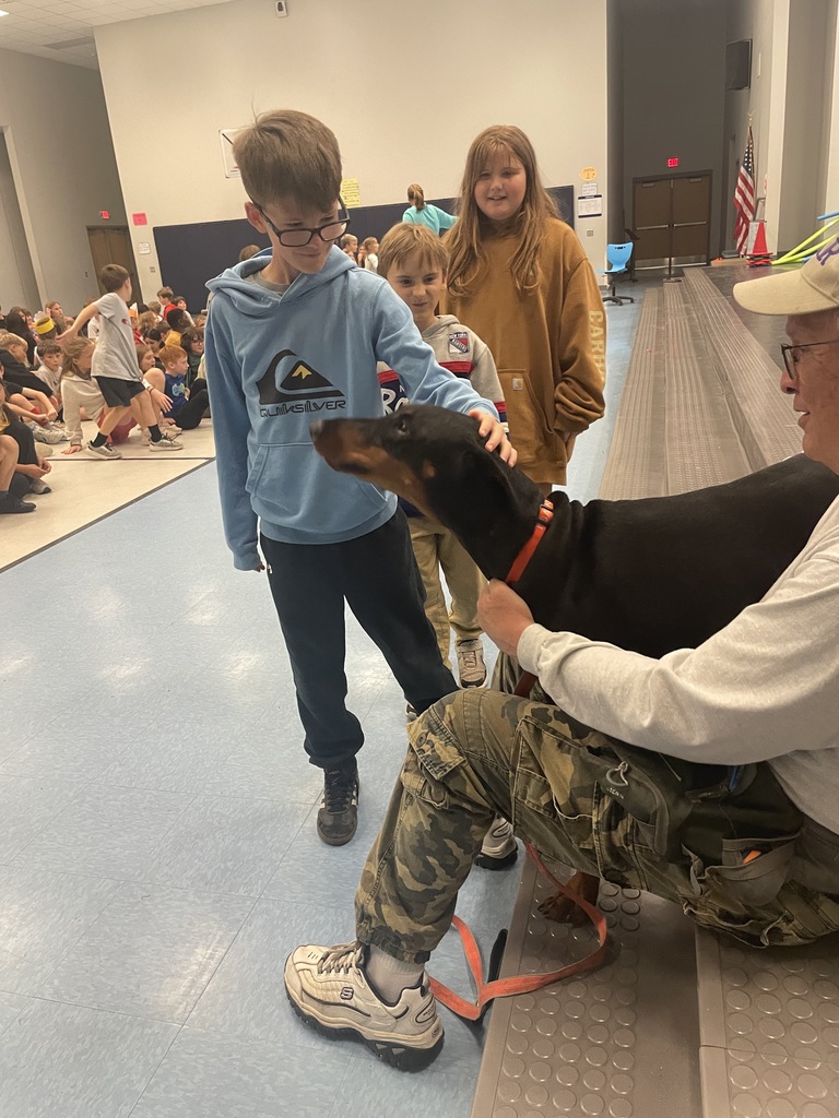 Brunswick County Search & Rescue workers and dogs
