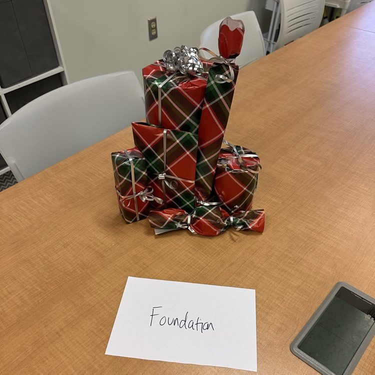 PECHS deck the houses 