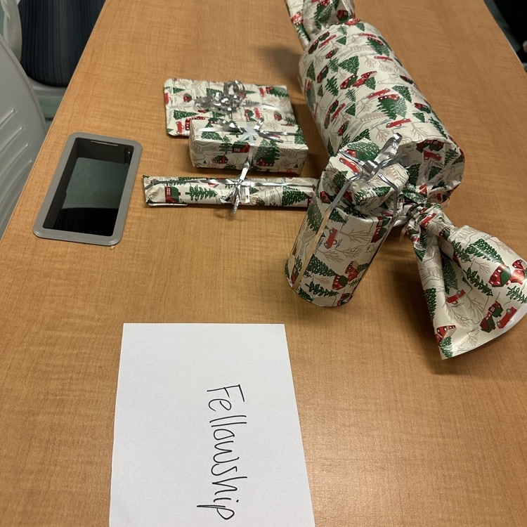 PECHS deck the houses 