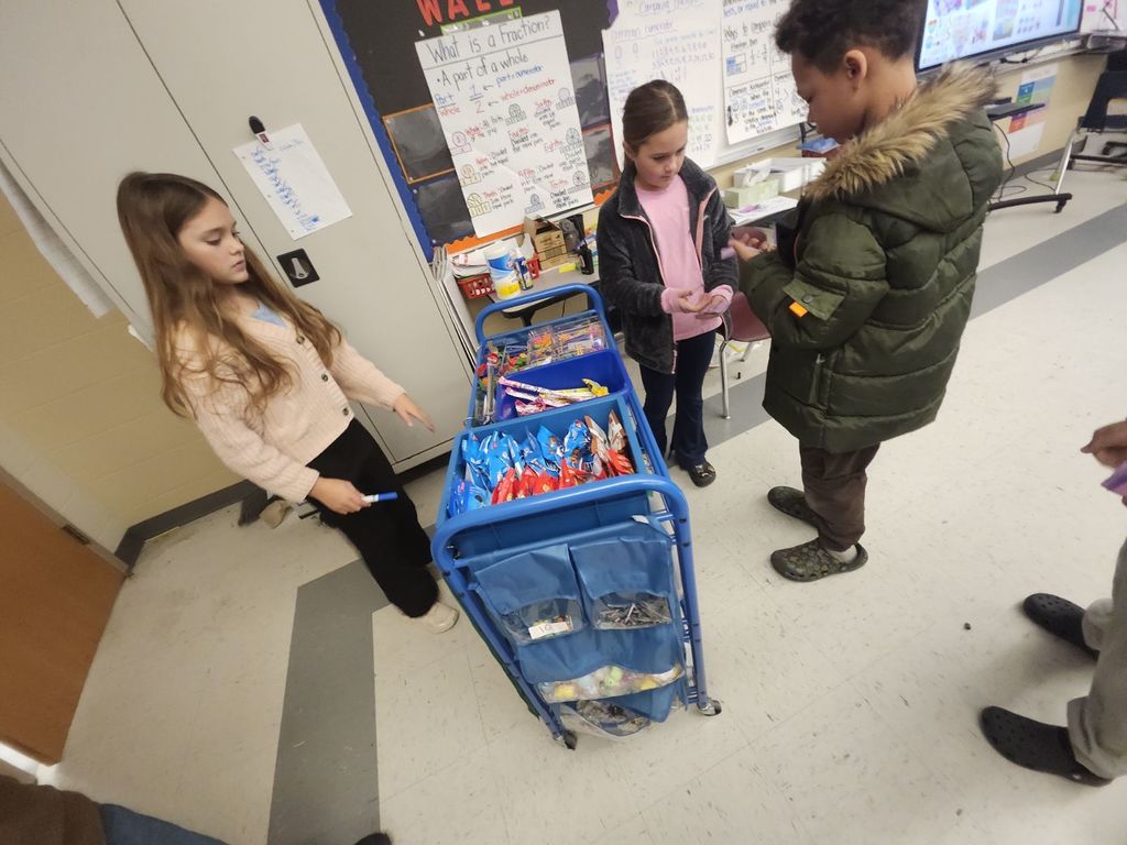 Hornet Buck Shopping