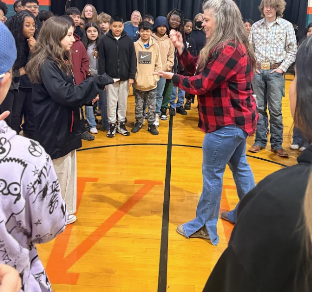 Amistad took the win — congrats! 🏆