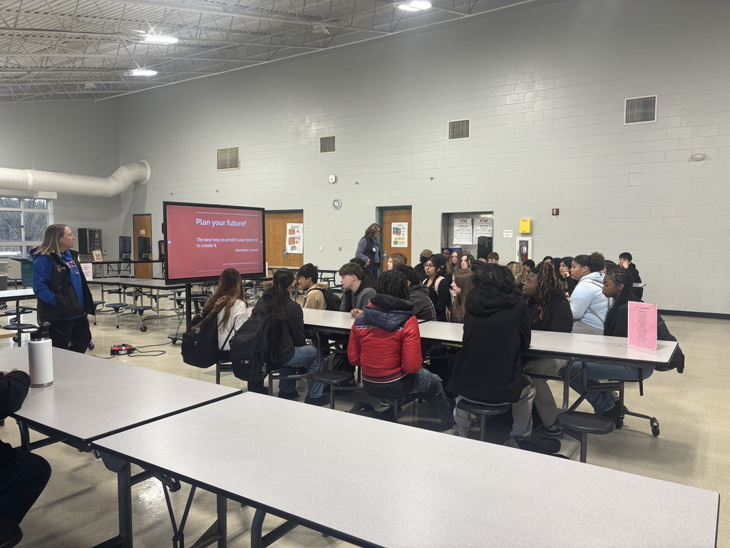 8th graders doing their 4 year plans.