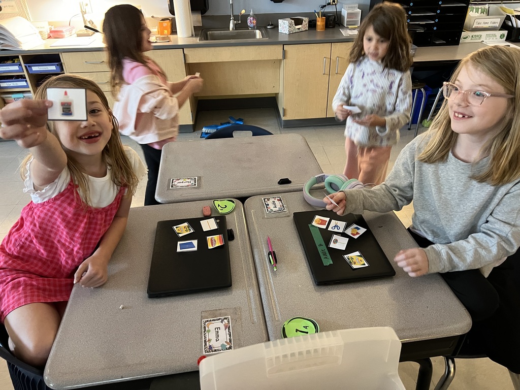 2nd graders playing a group game 