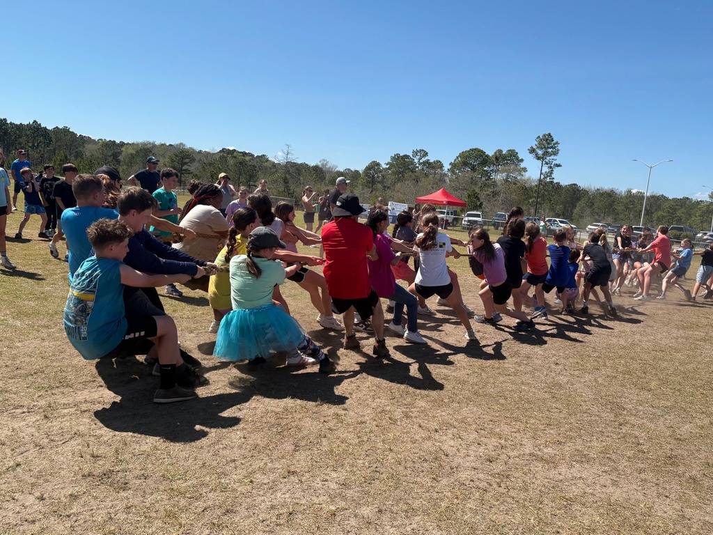 students at field day