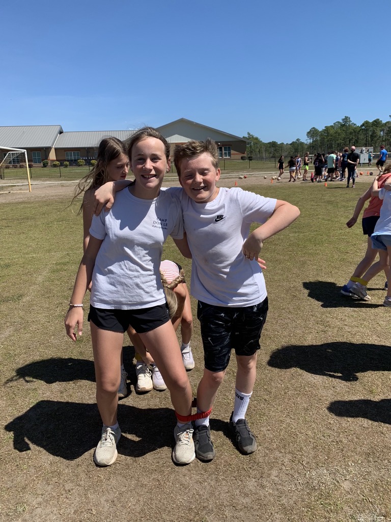 students at field day