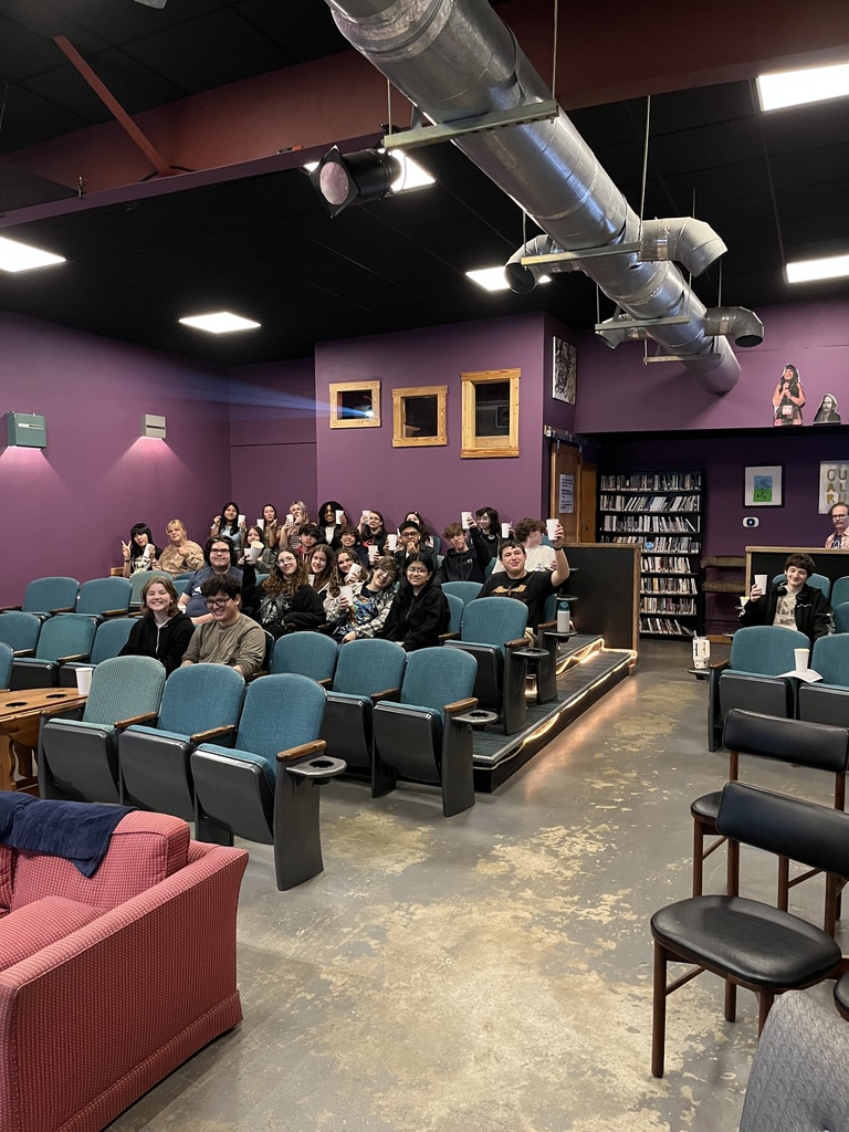 They had popcorn waiting on us! Some claim it's the best in town!