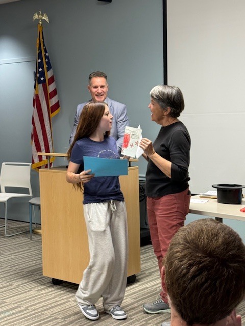  We are SO proud to announce that Arianna Evans took FIRST PLACE in the Spring Fest T-Shirt Design Contest last night!