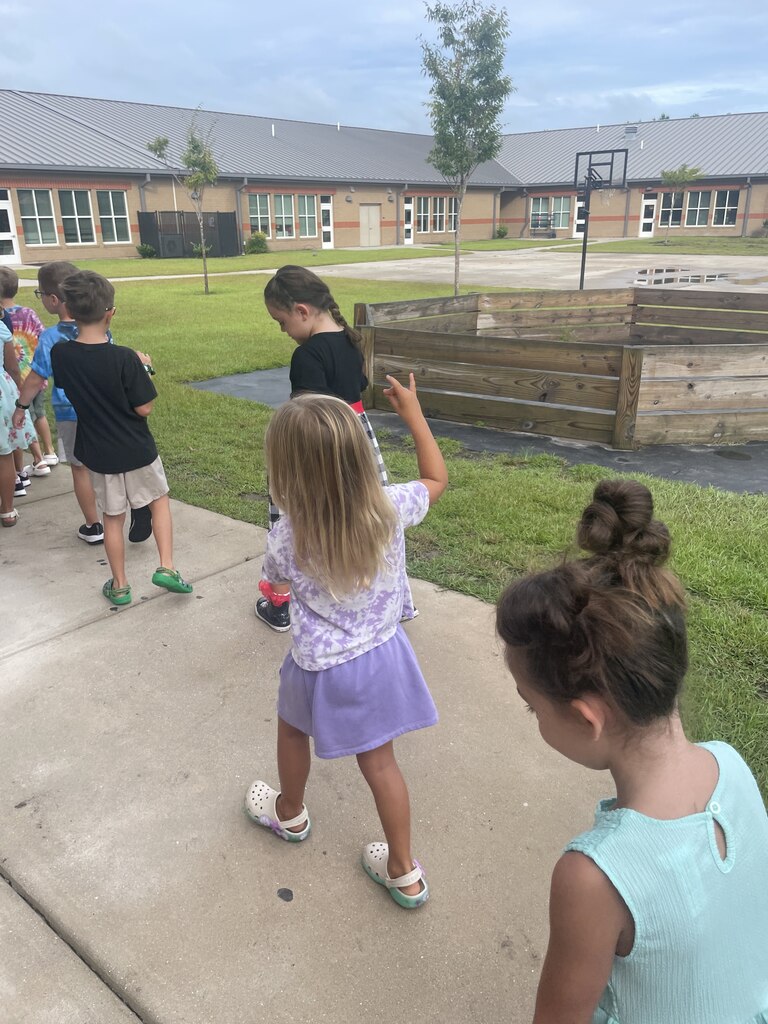 student using quiet coyote sign in line 