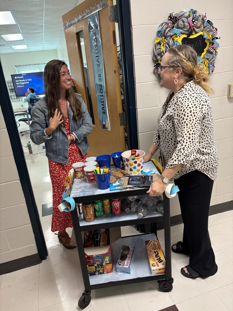 Our amazing Sunshine Committee rolled through the halls delivering snacks and smiles to our incredible faculty — a small way of saying THANK YOU for the countless hours, endless patience, and everyday dedication our teachers pour into our Grizzlies