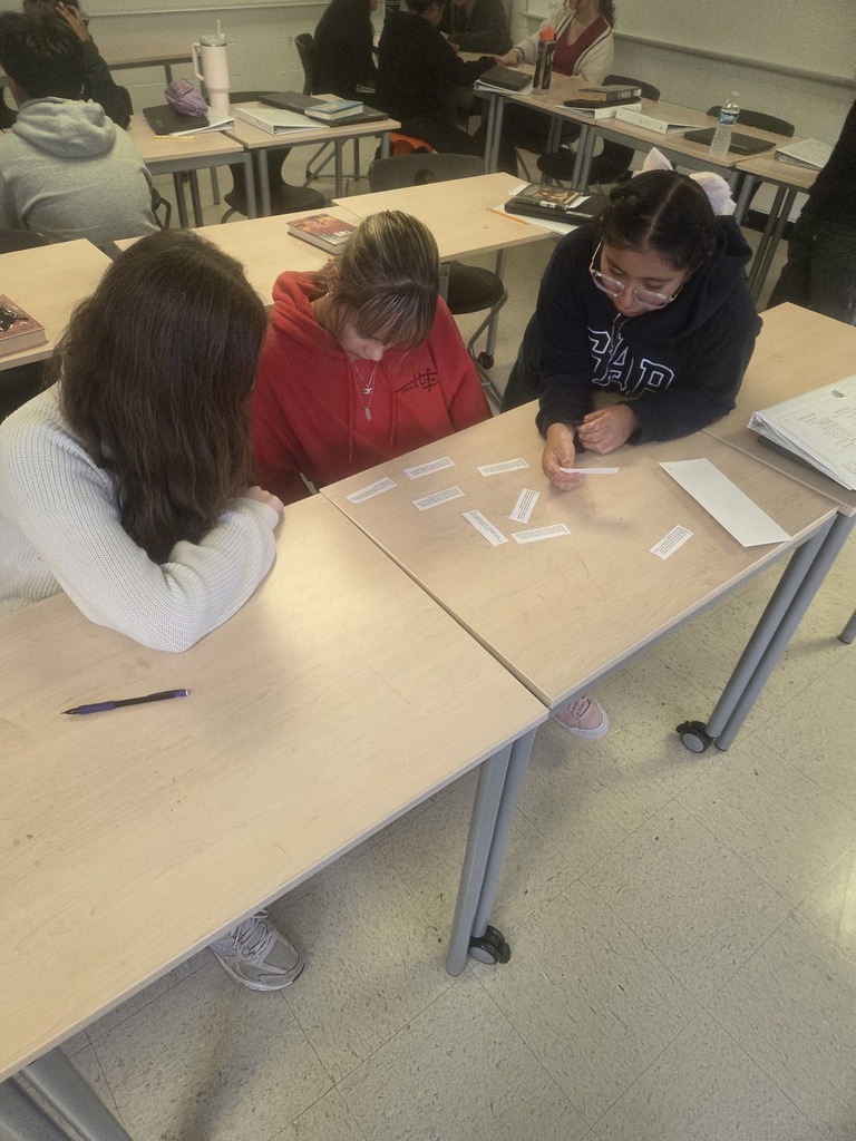 Mrs. Barrow’s 7th Grade ELA students put their RACES writing skills to the test with a little friendly competition!