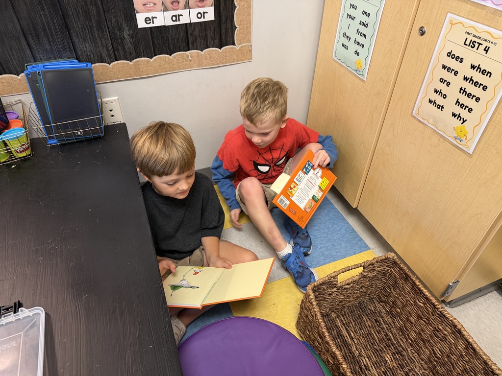 first graders reading in pairs