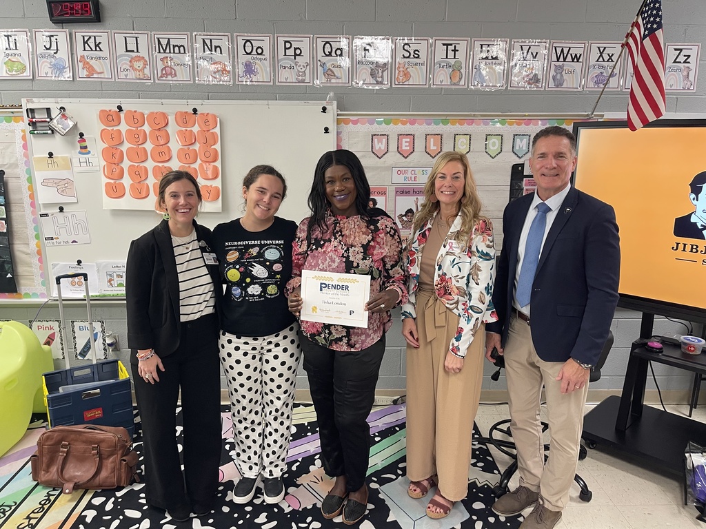 tisha london mces mentor of the month