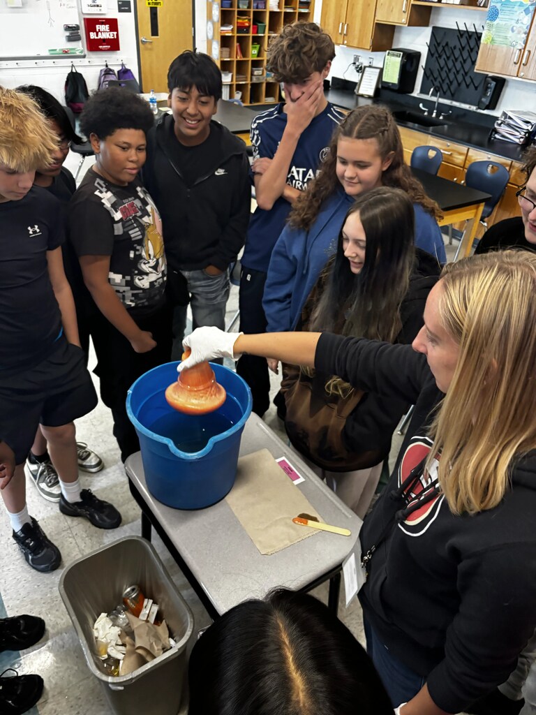 Our 8th grade Grizzly scientists have been hard at work in Ms. Schnabel’s science class! Last Friday,  her class conducted science experiments.🧪🥼