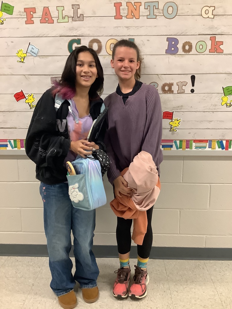🐻💙 MONSTER MONDAY WAS A HOWLING SUCCESS, GRIZZLIES! 💙🐻  Our Halloween Spirit Week is off to a great start at Cape Fear Middle School! 🎃👻  Thank you to all our students and staff who rocked their team colors today:  💚 6th grade: Green 💙 7th grade: Blue 💜 8th grade: Purple