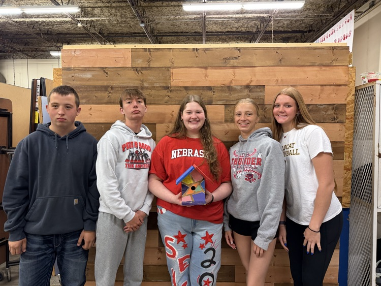 bird house by Cash, Braiden, Farris, Kylie, and Khloe
