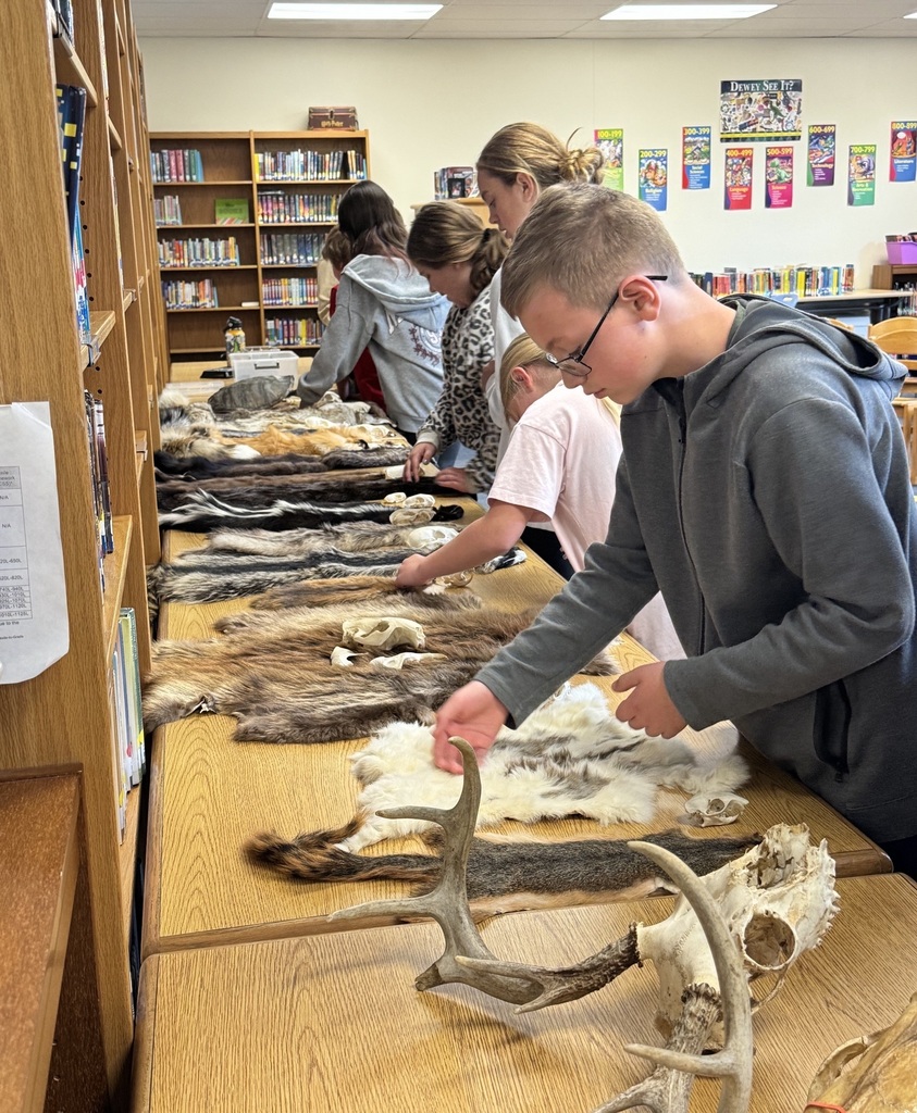 outdoor classroom presentation