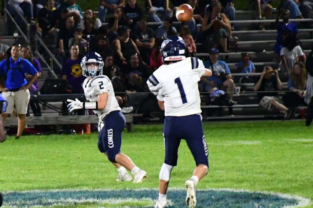 PM vs. CV Football
