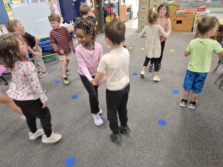 Kindergarten dance party