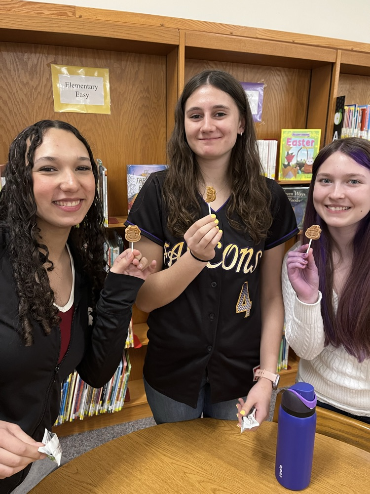 Girls eating a Chinese lolly