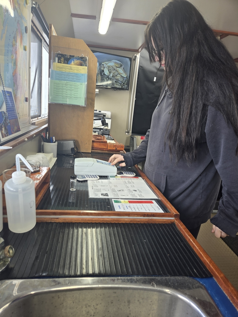 student conducted an experiment 