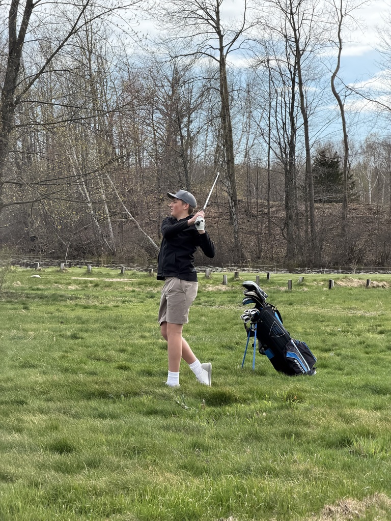 Gavin Macher playing conference golf match