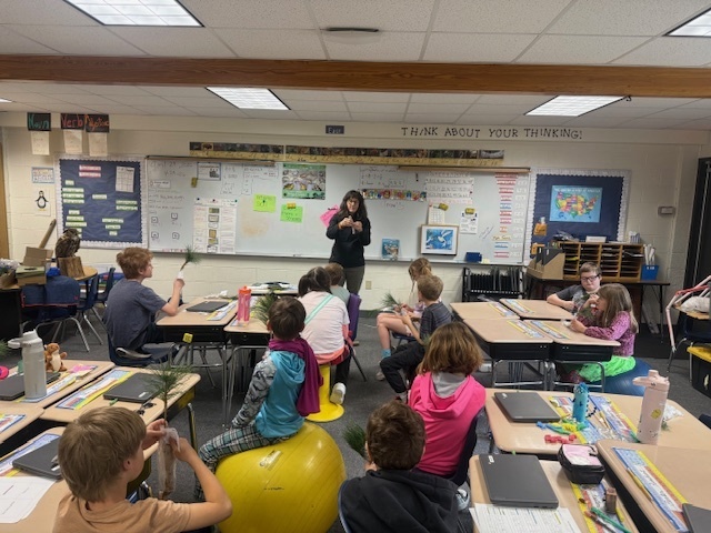 Oceana Conservation District teaching us how to take care and plant our trees.