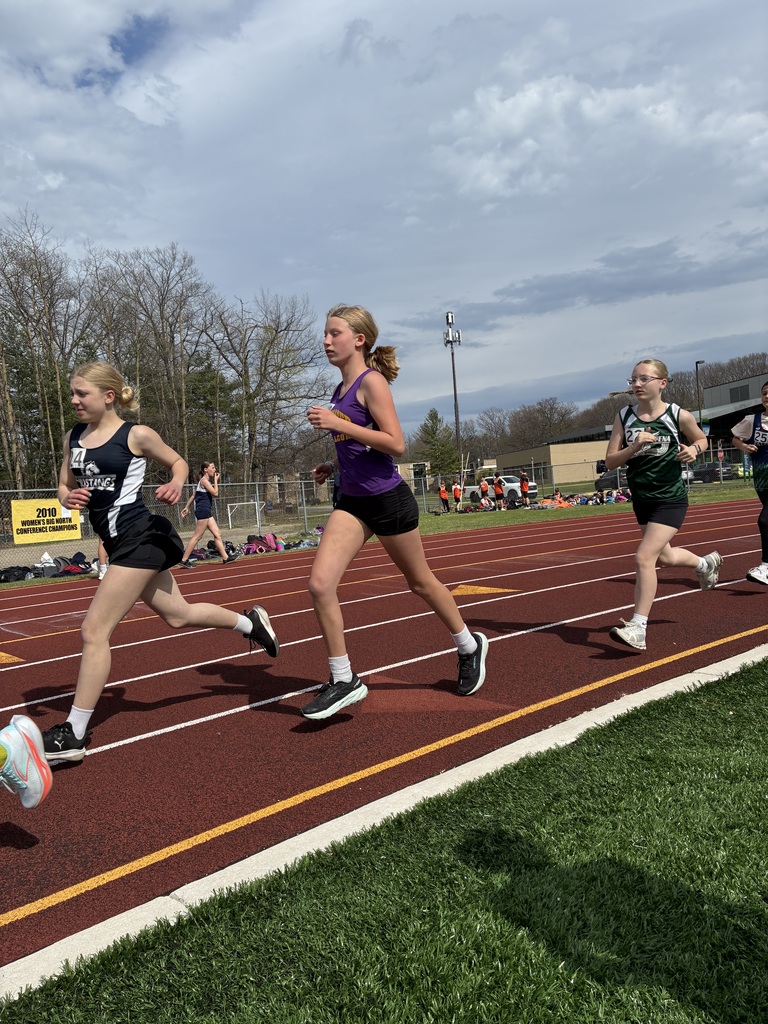 PPS athlete running on track in Traverse City for JH Track on 5/4/26